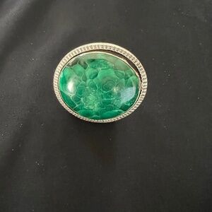 ring with malachite stone.sterling silver